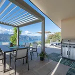 Alleinstehende Mit Pool Und Traumaussicht By Interhome Nyaraló