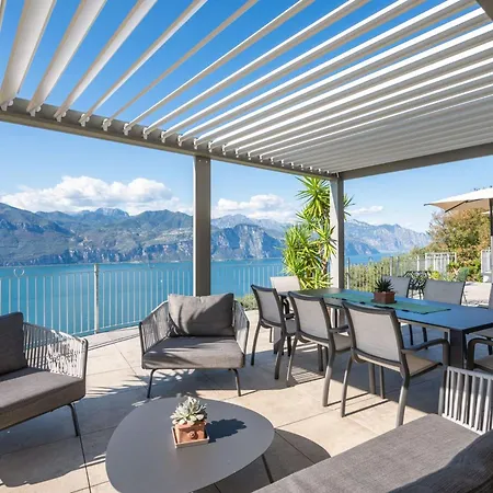 Alleinstehende Mit Pool Und Traumaussicht By Interhome *